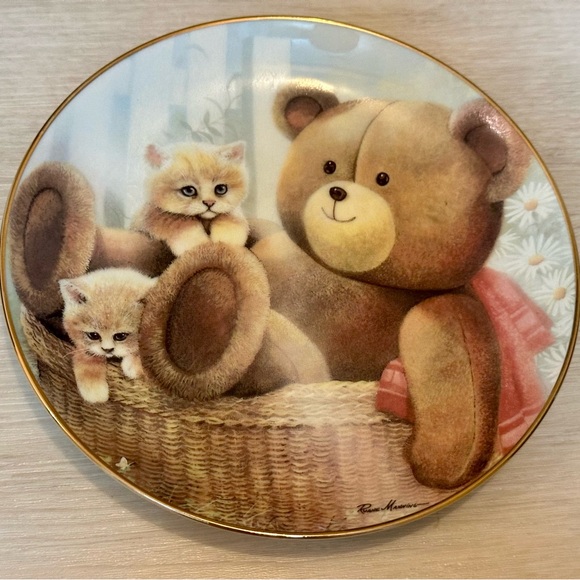 Limited Edition “A Stuffed Friend” Cat Plate by Ruane Manning | The Danbury Mint - Picture 6 of 16